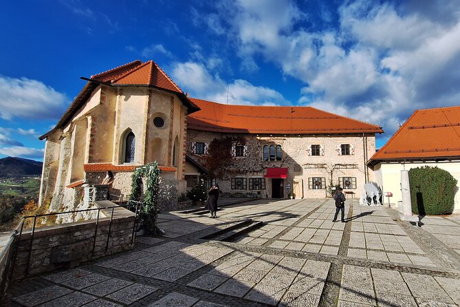 Best of SLOVENIA - Bled + Postojna + Ljubljana - Day Tour from Zagreb - Ljubljana Old Town: The Green Heart of Slovenia