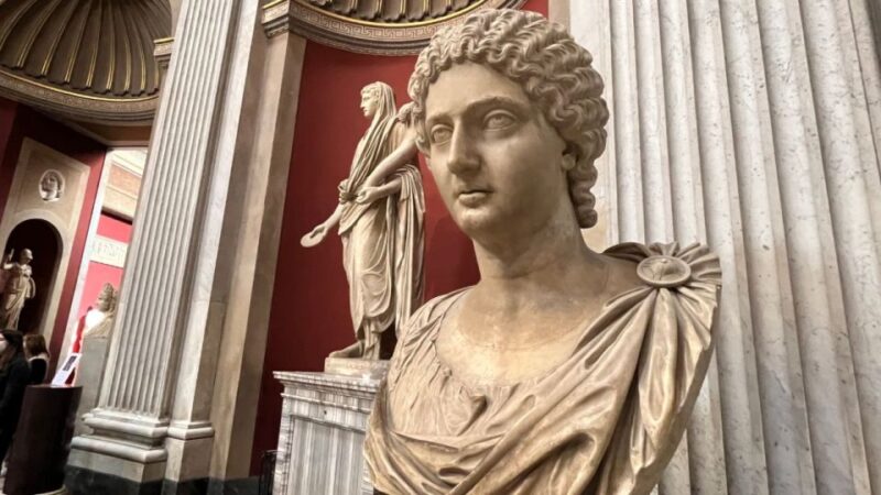 Best of the Vatican: Fast Track Highlights - Inside St. Peter’s Basilica: Access and Tips