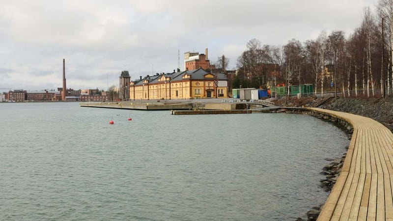 Best of Vaasa: Private Walking Tour with a Local - Starting at Vaasan kauppatori: Your gateway to Vaasa’s waterfront