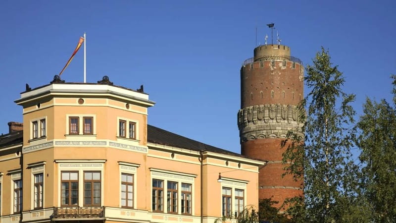 Best of Vaasa: Private Walking Tour with a Local - Exploring Vaasa’s coastal parks and waterfront promenades