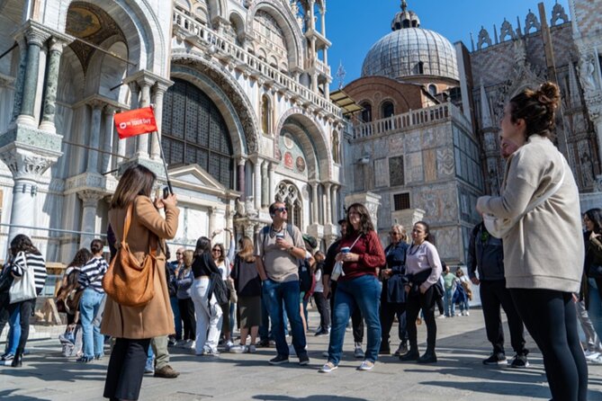 Best Of Venice: Saint Mark's Basilica, Doges Palace with Guide and Gondola Ride - The Scenic Gondola Ride at the End of the Tour