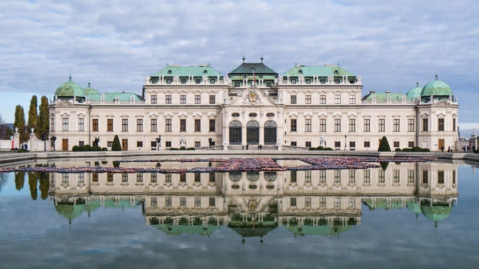 Best of Vienna: Private Walking Tour with a Local - Meet at the Heart of Vienna: St. Stephens Cathedral