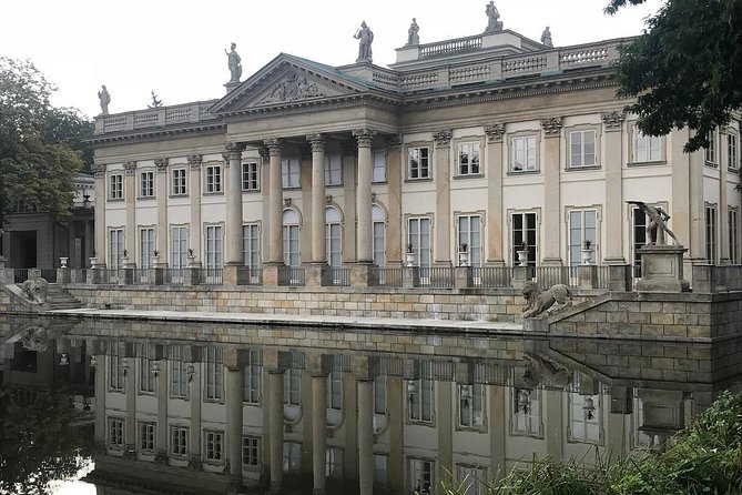Best of Warsaw Full-Day Private Tour with Transport & Ticket - Exploring Warsaws Old Town and the Presidential Palace