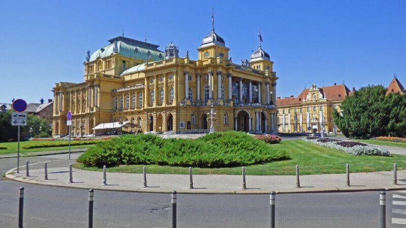 Best of Zagreb Walking Tour - Key Points