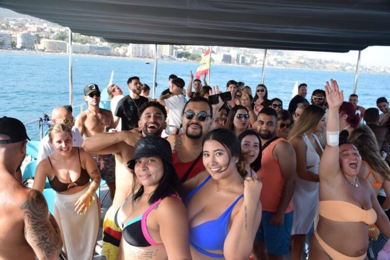 BEST PARTY BOAT IN FUENGIROLA - Feasting on the Ultimate Party Experience in Fuengirola