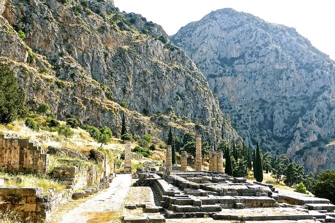 BEST PRIVATE TOUR TO DELPHI: Delphi Arachova Hosios Monastary - Flexibility with Guided Options and Lunch