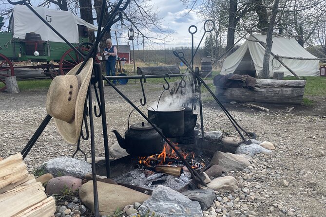 Best Tour to Waterton National Park Nature, History and Wonders - Discover the Colors of Red Rock Canyon