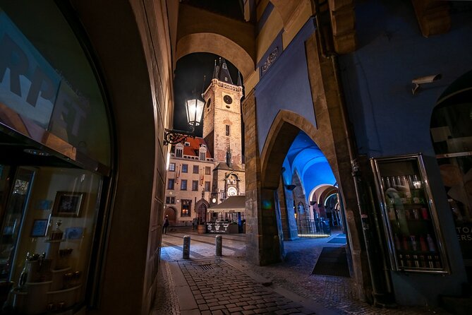 Best views of Prague by night - Key Points