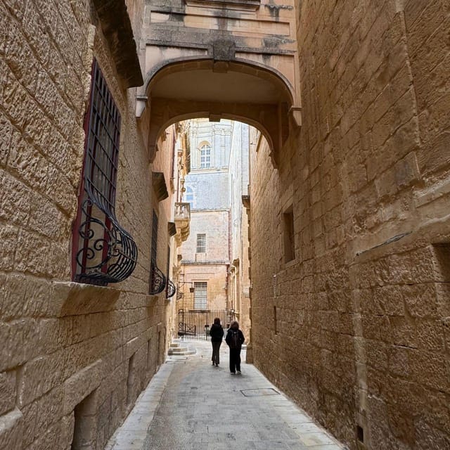Between Walls and Stories: Pearls of Mdina and Rabat TOUR IN PORTUGUESE - Introduction to the Tour of Mdina and Rabat in Portuguese