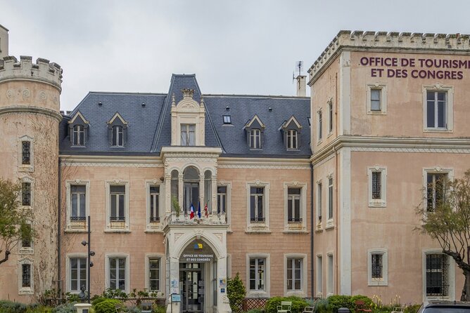 Biarritz Scavenger Hunt and Sights Self-Guided Tour - Starting Point at Biarrizko Herriko Etxea