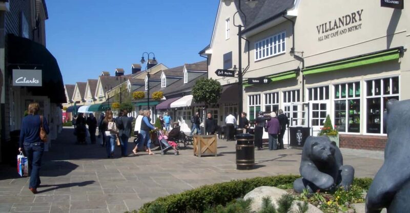 Bicester Village Tour: Shopping Extravaganza - Booking, Payment, and Cancellation Policies