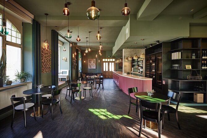 Bicycle Picnic Boat Tour from to Bernkastel Kues Private Tour - Time to Explore Bernkastels Charming Streets