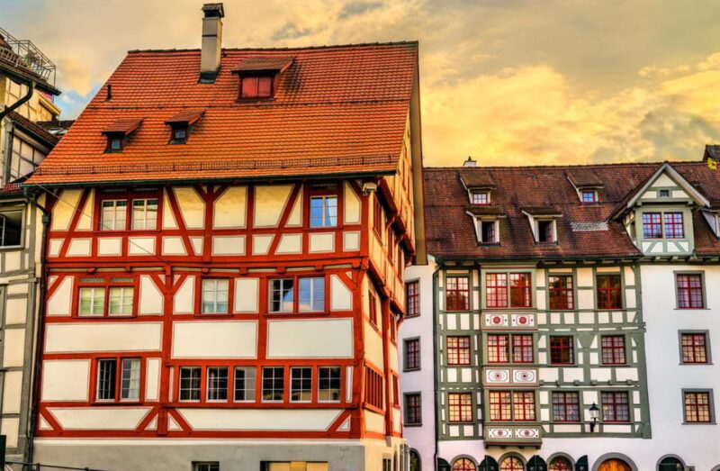 Biel: Express Walk with a Local in 60 minutes - Discover Biel in Just 60 Minutes with a Local Guide