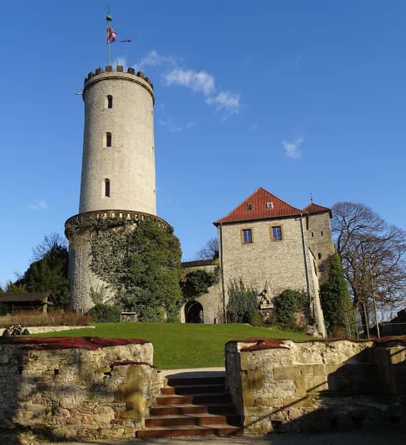 Bielefeld Guided Walking Tour with Sparrenburg Castle - Discover Bielefeld’s Highlights on a 2-Hour Guided Walking Tour