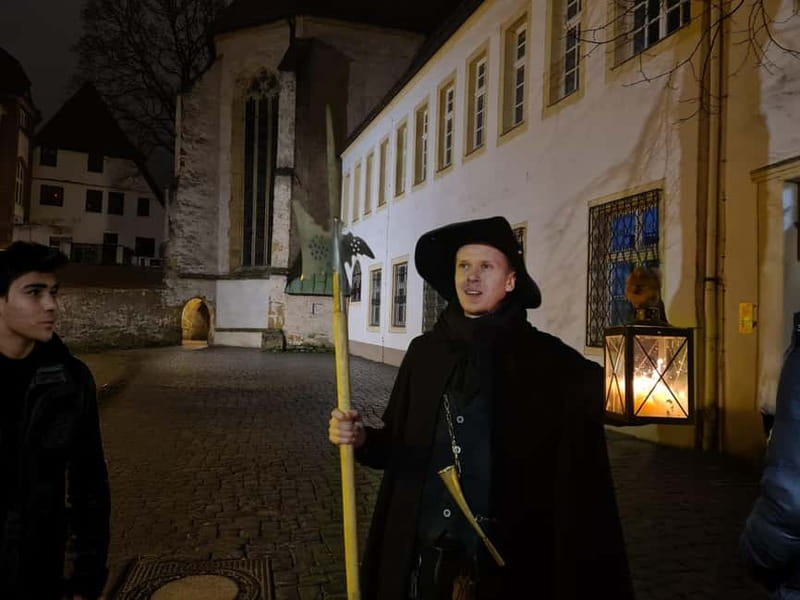 Bielefeld: Night watchman guided tour (adventure tour) - Key Points