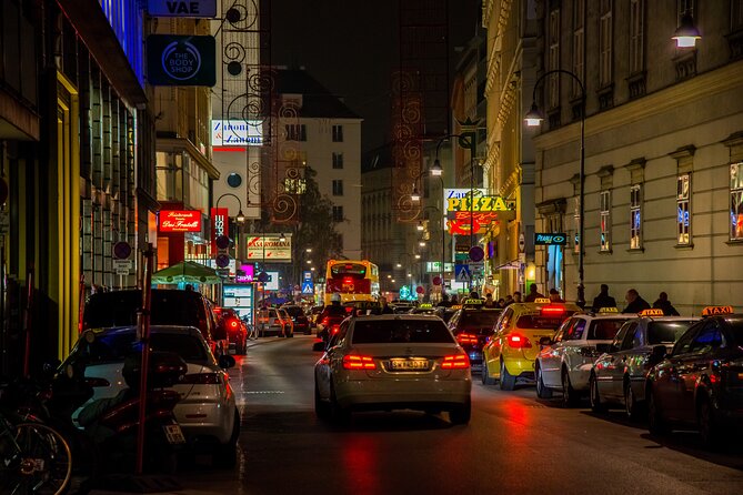 Big Bus Panoramic Live-Guided Evening Tour - Challenges Highlighted by Reviews