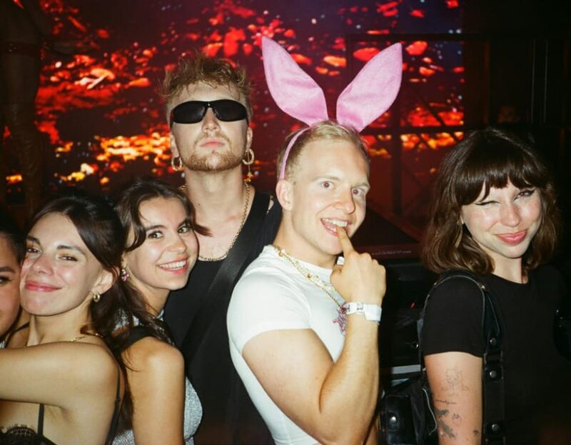 Big Hamburg Pubcrawl - Shots, Games & VIP Bundle - Logistics and Meeting Points