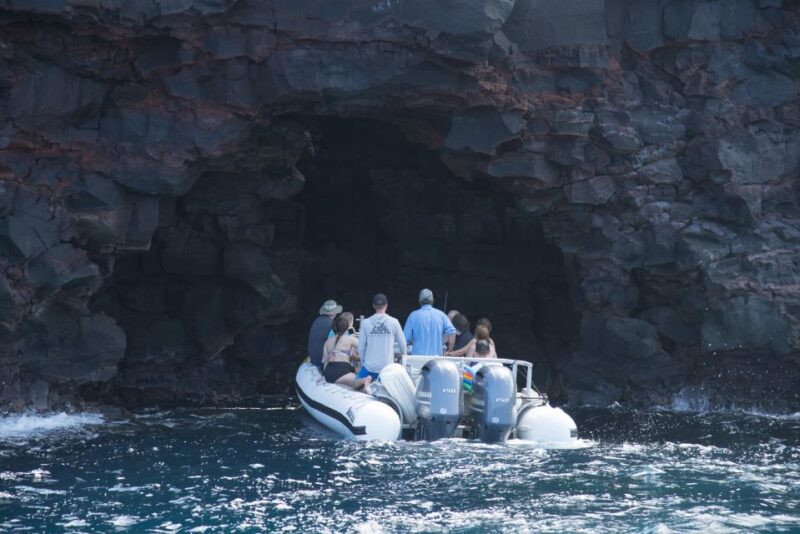 Big Island: Captain Cook Sightseeing & Snorkel Expedition - Visiting the Sea Caves and Lava Tubes Along the Kona Coast