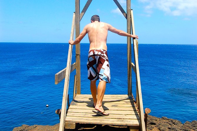 Big Island - South Island Coastal Loop Driving Tour - One of Four Green Sand Beaches: Papakolea