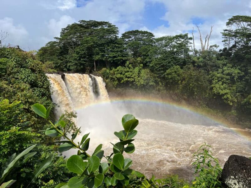 Big Island: Volcano, Waterfalls & Coffee Group Tour - Visiting Wailuku River and Rainbow Falls in Hilo