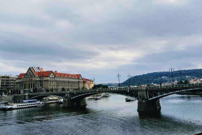 Big scooter tour of Prague, for two (audio guide) - Frequently Asked Questions