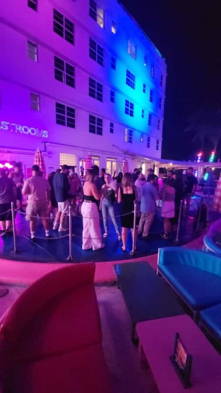 BigBeach Bar Crawl - South Beach Bar Hop and Club Experience - Starting Point and Check-in at South Beach