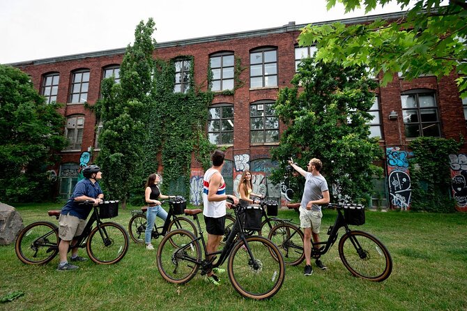 Bike / E-bike tour : Plateau, Mile-End, Jean-Talon Market by Fitz - Exploring Montreal’s Colorful Neighborhoods on Two Wheels