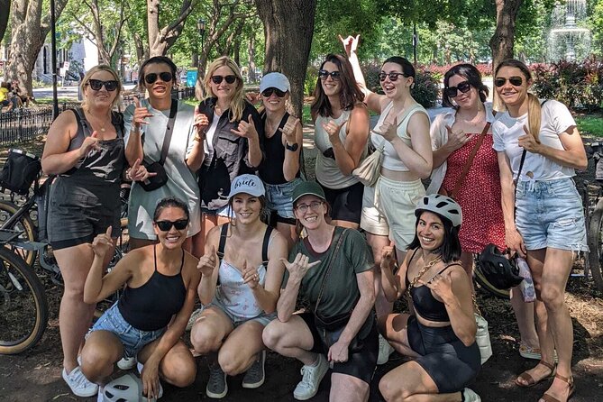 Bike / E-bike tour : Plateau, Mile-End, Jean-Talon Market by Fitz - The Guides: Knowledgeable, Friendly, and Versatile