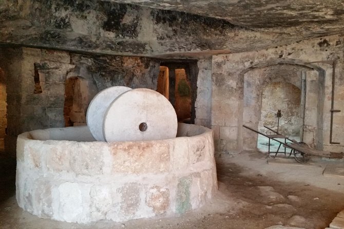 Bike oil tour in Monopoli - Visiting Rock Churches and Medieval Frescoes