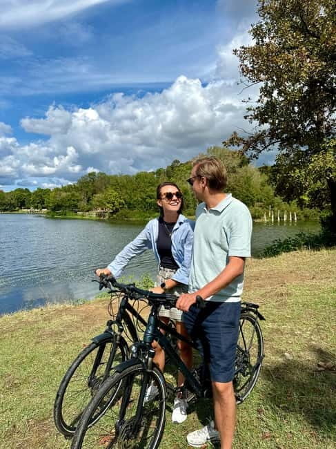 Bike or E-Bike Tour Tirana : Highlights & Grand Park Guided - Cultural Highlights at Mother Teresa Square and BunkArt 2