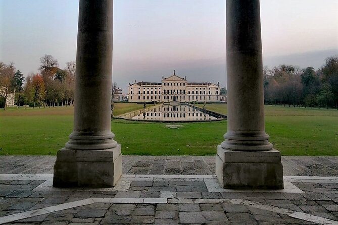 Bike & Palladian Villas: Scenic Ride Along the Brenta from Venice - Discovering the Hidden Charm of Villa Valmarana