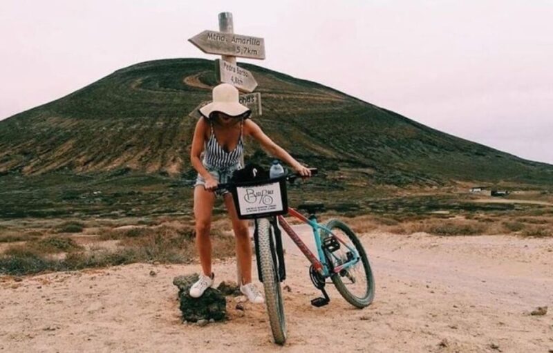 Bike Rental La Graciosa - From the Town to the Beaches: The Route and Stops