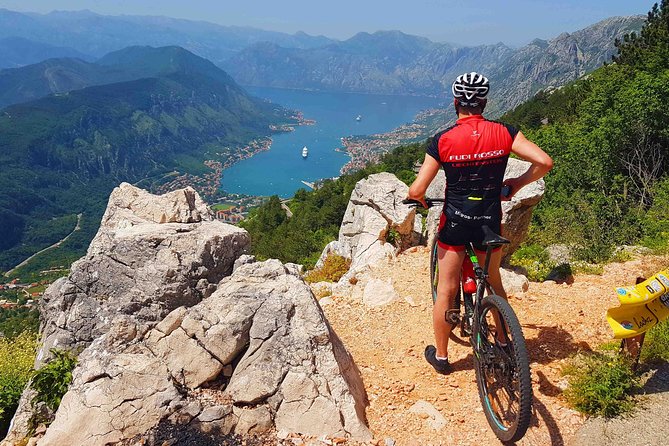 Bike tour - Downhill from Njegos Mausoleum to Kotor bay - Key Points