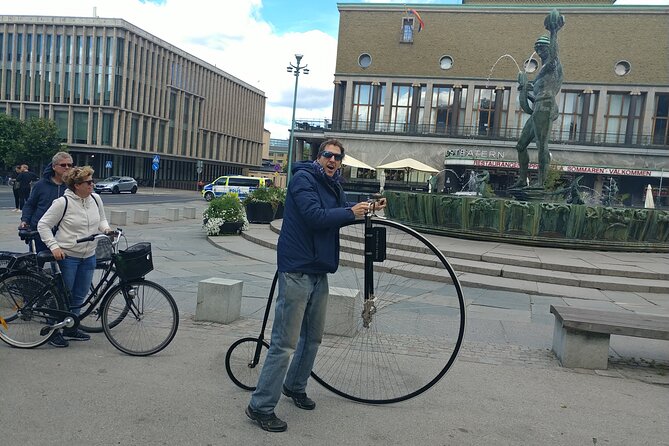 Bike Tour Gothenburg, Guided Bicycle Tours - The Creative Spirit of Andra Långgatan