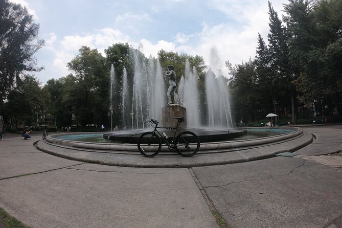 Bike Tour in La Roma and La Condesa / Mexico - Authentic Tacos at La Condesa’s "El Güero" Taquería