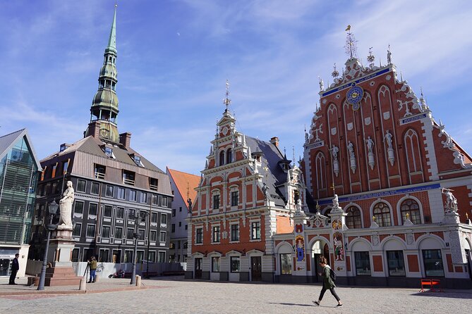 Bike Tour in Riga with Professional Guide - Explore Riga’s Historic Town Square