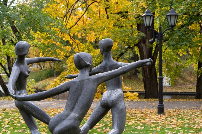 Bike Tour in Riga with Professional Guide - Visiting the Old Jewish Cemetery and Moscow District