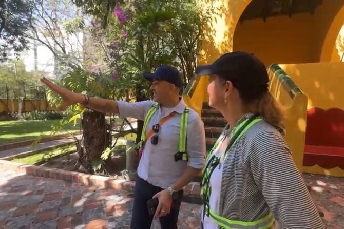 BIKE TOUR in the coolest areas of GUADALAJARA - Teatro Degollado: A Neoclassical Landmark