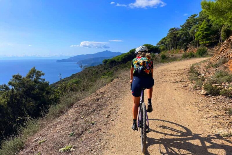 Bike tour in the gravel paradise of Elba Island on Monte Calamita - Explore the Gravel Paradise of Monte Calamita on Elba Island