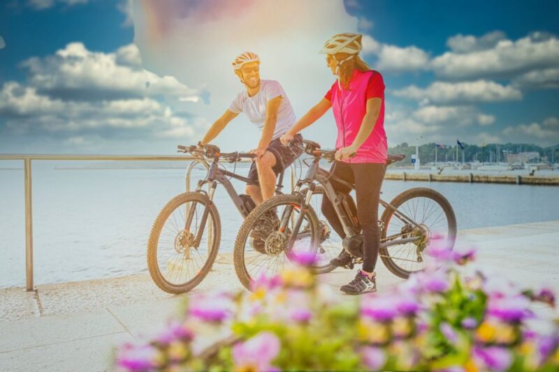 Bike Tour of Berlin Top Attractions with Private Guide - Riding Through Berlin’s Historic and Cultural Landmarks