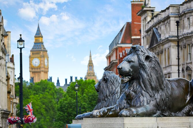 Bike Tour of London - Top Attractions with Private Guide - The Tower of London and the Historic Thames Bridges