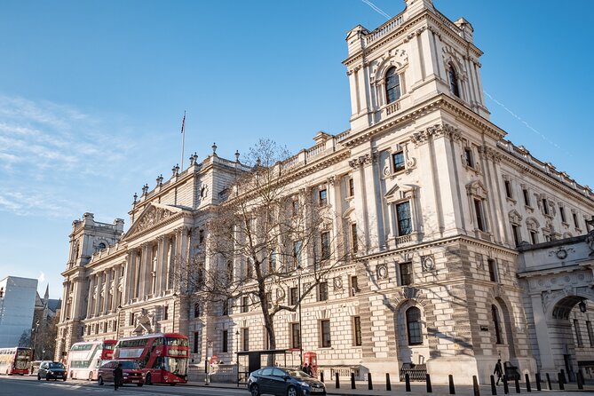 Bike Tour of London - Top Attractions with Private Guide - Modern London Landmarks and Green Spaces