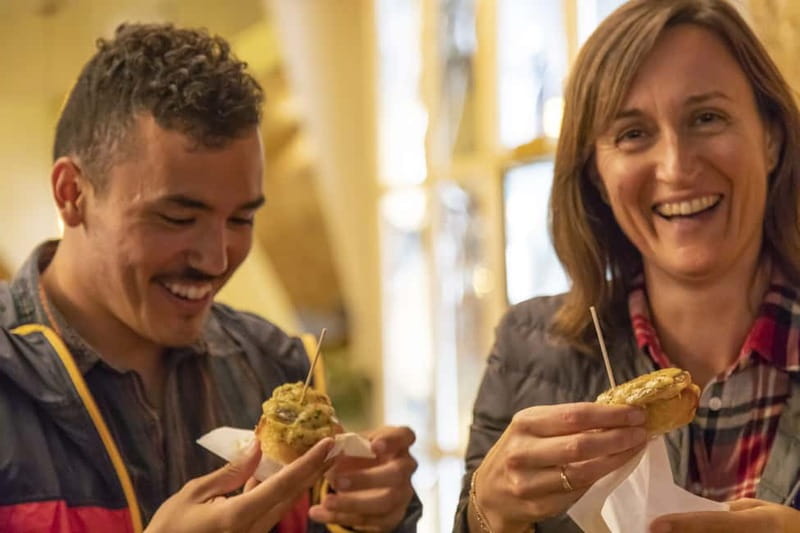 Bilbao: Basque Food Tour and Wine Tasting with Guide - Expert Guides and Local Insights