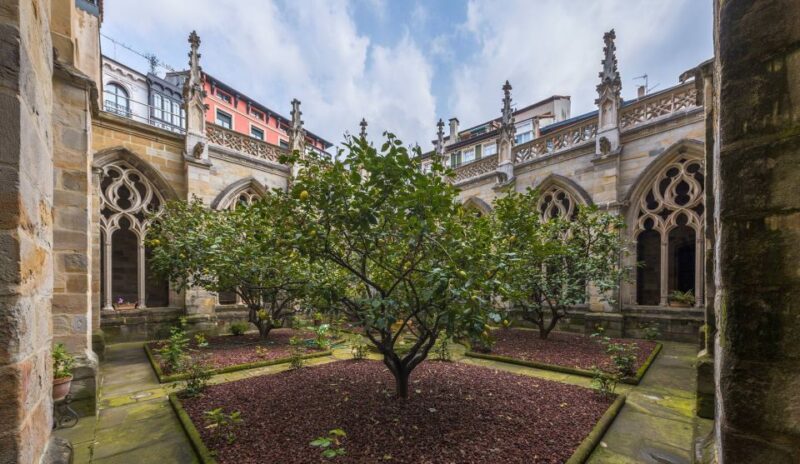 Bilbao: Bilbao Cathedral and San Anton Church Entry Ticket - The Audioguide: A Window into Bilbao’s Gothic Architecture