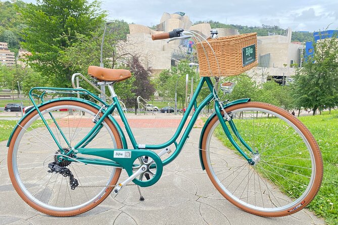 BILBAO-City Highlights Bike Tour - Why This Tour Excels: The Guide and Experience