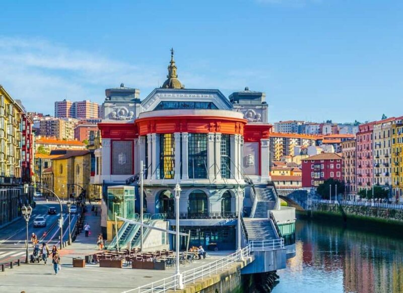 Bilbao: Exclusive Private Walking Tour - Starting Point and Tour Flexibility