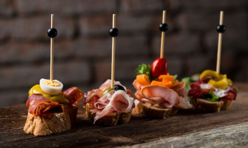 Bilbao: Gastronomic and Cultural Walking Tour with Tastings - Key Points