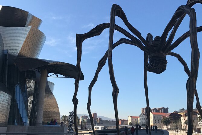 Bilbao Guggenheim Museum Private Tour with Official Tour Guide 100% Personalised - Key Points