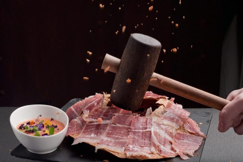 Bilbao: Guggenheim Secrets & Savor the Seas Treasures. VIP - Small-Group Experience and Guided Insights