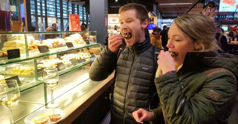 Bilbao Local Immersion with Pintxos & Drinks - Sampling Pintxos and Drinks at Favorite Local Bars